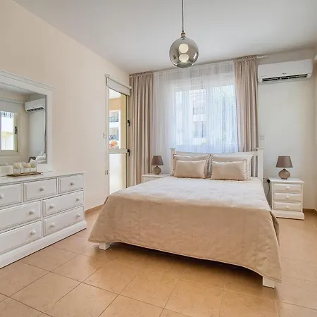 Royal Seacrest F G6 Paphos